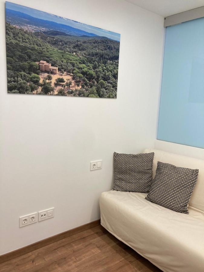 Apartamento Centrico, Climatizado Y Totalmente Equipado De 3 Habitaciones Para 6-7 Personas 圣科洛马·德法尔 外观 照片